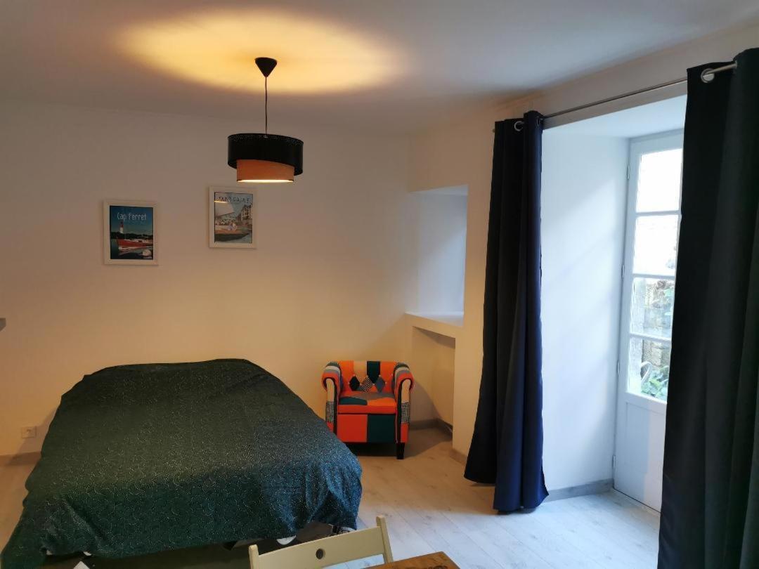 Studio Renove Centre Mansle Apartment Екстериор снимка