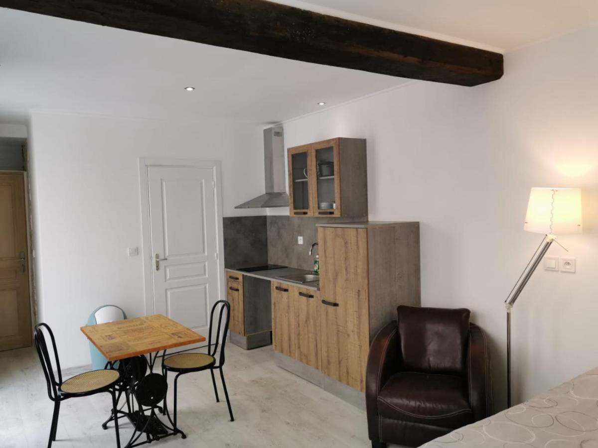 Studio Renove Centre Mansle Apartment Екстериор снимка